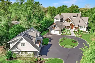 1040 S Edgewood Ave, La Grange, IL 60525 - Photo 1