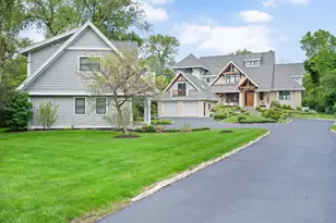 1040 S Edgewood Ave, La Grange, IL 60525 - Photo 2