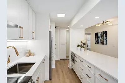 1310 N Ritchie Court #27C, Chicago, IL 60610 - Photo 12