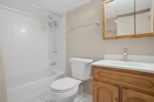 4335 N Sacramento Ave, Chicago, IL 60618 - Photo 6