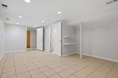 4335 N Sacramento Avenue #G, Chicago, IL 60618 - Photo 10