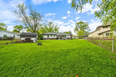 948 Carswell Court, Elk Grove Village, IL 60007 - Photo 20