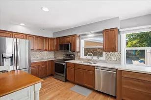 1186 Highland Rd, Mundelein, IL 60060 - Photo 10