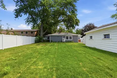 1186 Highland Road, Mundelein, IL 60060 - Photo 20