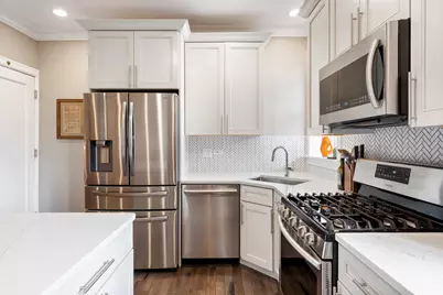 2705 N Mildred Avenue #3C, Chicago, IL 60614 - Photo 6