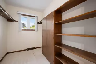 2626 Farnsworth Ln, Northbrook, IL 60062 - Photo 24