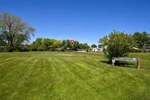 913 Vine St, Streamwood, IL 60107 - Photo 22