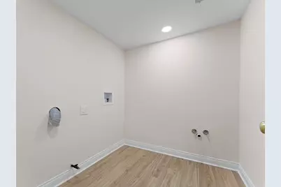 932 N Ridgeway Avenue, Chicago, IL 60651 - Photo 28