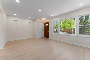932 N Ridgeway Ave, Chicago, IL 60651 - Photo 6