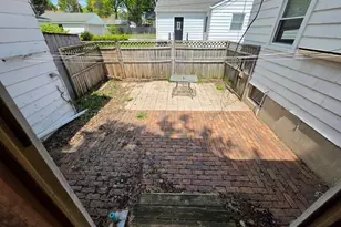 102 N Berteau Ave, Bartlett, IL 60103 - Photo 8