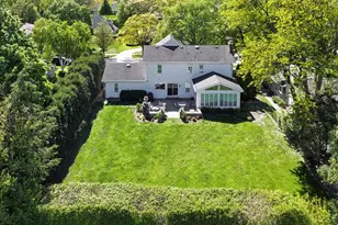 363 Anjou Dr, Northbrook, IL 60062 - Photo 4