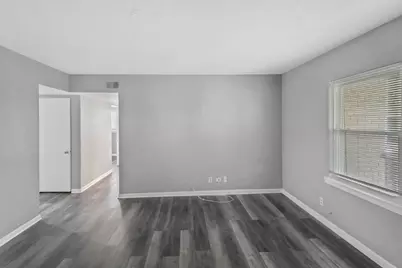 991 Tollview Avenue #5, Aurora, IL 60505 - Photo 4
