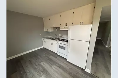 991 Tollview Avenue #5, Aurora, IL 60505 - Photo 2
