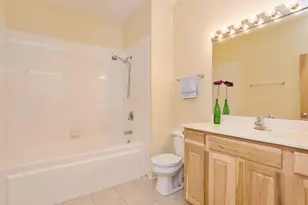 2933 N Clybourn Ave, Chicago, IL 60618 - Photo 8