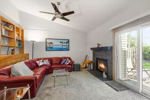 879 Burgess Cir, Buffalo Grove, IL 60089 - Photo 10