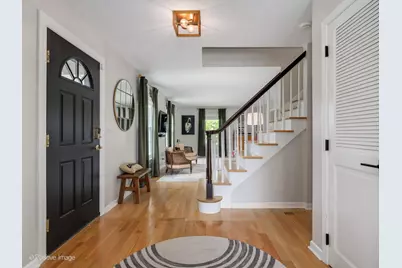 1615 S Kaspar Avenue, Arlington Heights, IL 60005 - Photo 2