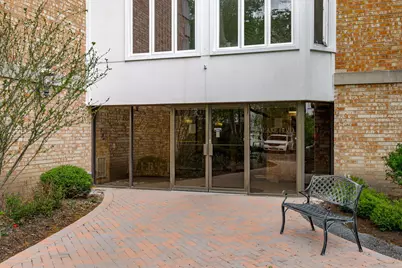 200 Lake Boulevard #415, Buffalo Grove, IL 60089 - Photo 2