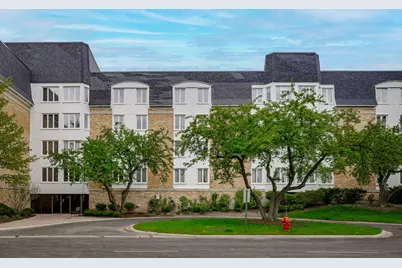 200 Lake Boulevard #415, Buffalo Grove, IL 60089 - Photo 1