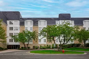 200 Lake Blvd, Buffalo Grove, IL 60089 - Photo 1