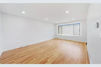 13947 S Saginaw Avenue, Burnham, IL 60633 - Photo 14