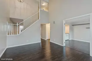 1010 Wesley Ln, Algonquin, IL 60102 - Photo 2