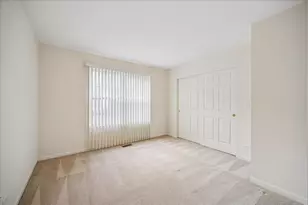 992 Enfield Dr, Northbrook, IL 60062 - Photo 14