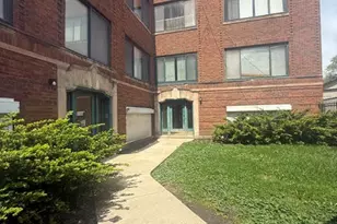 8008 S Ridgeland Ave, Chicago, IL 60617 - Photo 2
