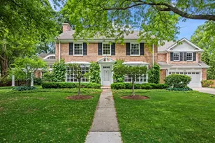 630 S Beverly Ln, Arlington Heights, IL 60005 - Photo 1