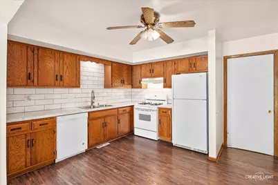 611 S Raven Road #0, Shorewood, IL 60404 - Photo 2