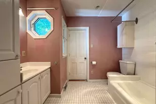 516 W 2nd St, Momence, IL 60954 - Photo 28