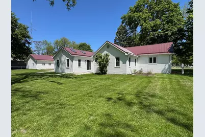 516 W 2nd Street, Momence, IL 60954 - Photo 4