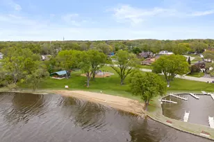 37127 N Hillside Dr, Lake Villa, IL 60046 - Photo 22