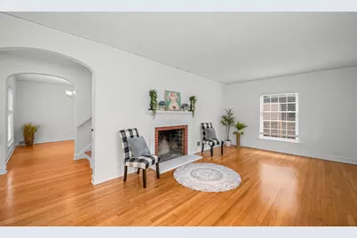 1014 S Chester Avenue, Park Ridge, IL 60068 - Photo 8