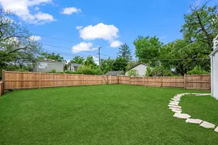 1014 S Chester Ave, Park Ridge, IL 60068 - Photo 4