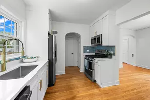 1014 S Chester Ave, Park Ridge, IL 60068 - Photo 12
