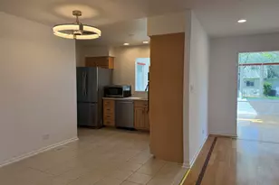 1161 Parker Ln, Buffalo Grove, IL 60089 - Photo 8