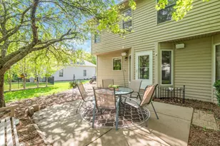 618 Birch St, Sugar Grove, IL 60554 - Photo 6