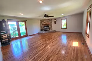 330 W 2nd S St, Chebanse, IL 60922 - Photo 26
