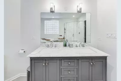 308 W Evergreen Avenue #2, Chicago, IL 60610 - Photo 12
