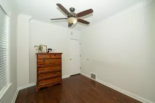 3126 S 55th Ave, Cicero, IL 60804 - Photo 8
