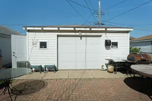 3126 S 55th Ave, Cicero, IL 60804 - Photo 24