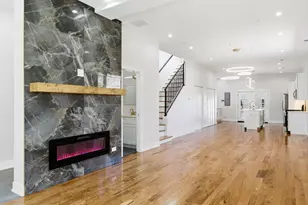618 N Avers Ave, Chicago, IL 60624 - Photo 6