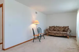 1094 Holly Dr, Antioch, IL 60002 - Photo 22