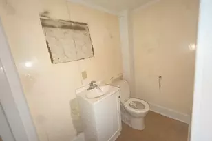 208 W Oak St, Carrier Mills, IL 62917 - Photo 20