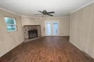 208 W Oak St, Carrier Mills, IL 62917 - Photo 6