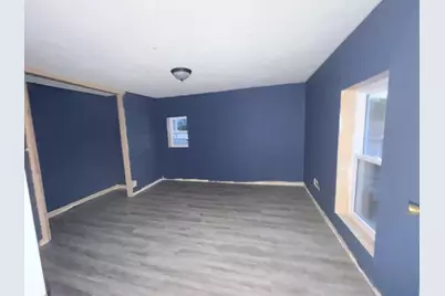 208 W Oak Street, Carrier Mills, IL 62917 - Photo 16