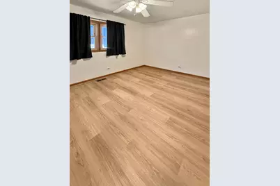 11142 S Sawyer Avenue, Chicago, IL 60655 - Photo 8