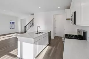 7074 Oakmont Rd, Racine, WI 53406 - Photo 12