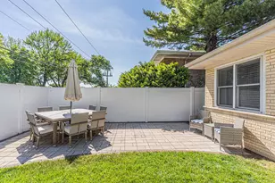 9858 S Springfield Ave, Evergreen Park, IL 60805 - Photo 30