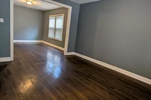 10423 S State St, Chicago, IL 60628 - Photo 4